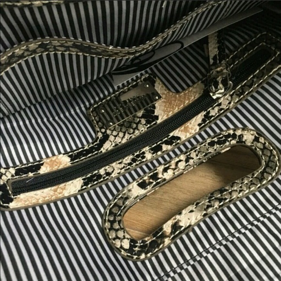 Nine West Python Clutch Purse - Picture 6 of 7